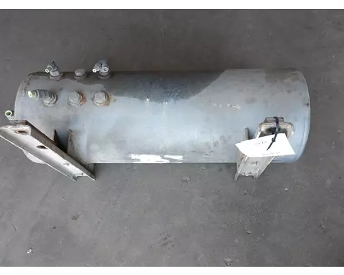 INTERNATIONAL CE 200/300 BUS  Air Tanks and Brackets