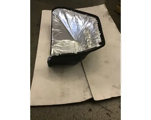 INTERNATIONAL CE 200/300 BUS  Engine cover