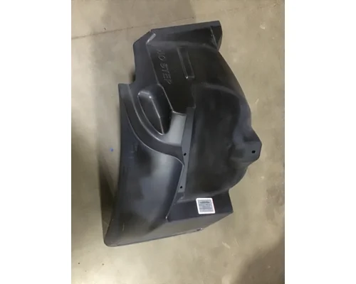 INTERNATIONAL CE 200/300 BUS  Fender Extension