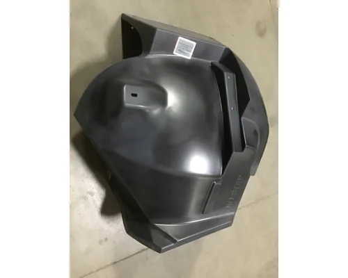 INTERNATIONAL CE 200/300 BUS  Fender Extension
