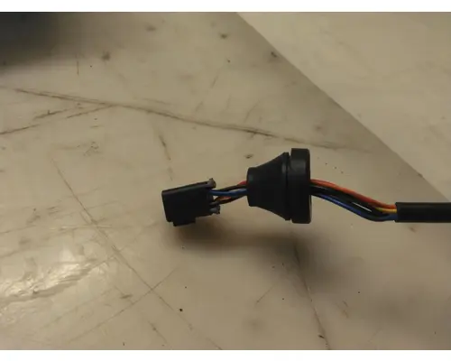 INTERNATIONAL CE 200/300 BUS  Mirror (Side View)