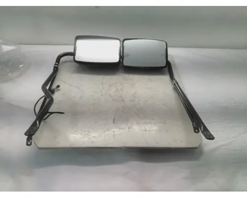 INTERNATIONAL CE 200/300 BUS  Mirror (Side View)