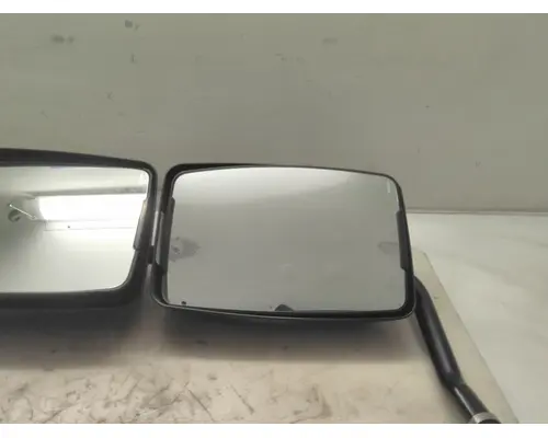 INTERNATIONAL CE 200/300 BUS  Mirror (Side View)