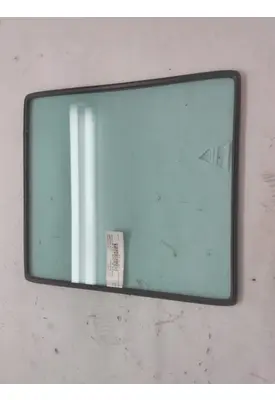 INTERNATIONAL CE 200/300 BUS  Special Glass