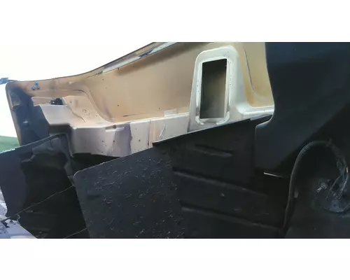 INTERNATIONAL CE 2005-2025 HOOD