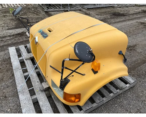 INTERNATIONAL CE/IC Bus Hood