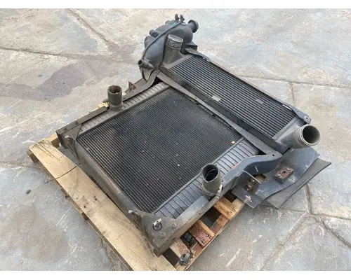 INTERNATIONAL CE200 BUS Cooling Assy. (Rad., Cond., ATAAC)