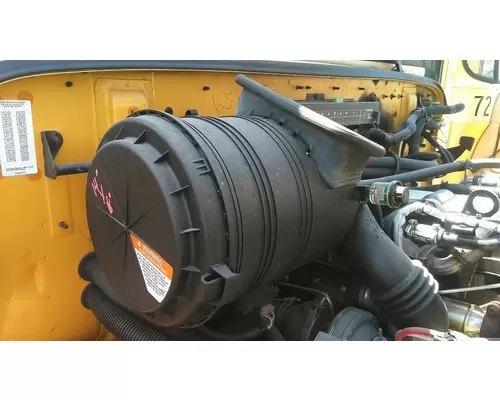 INTERNATIONAL CE AIR CLEANER