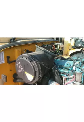 INTERNATIONAL CE AIR CLEANER