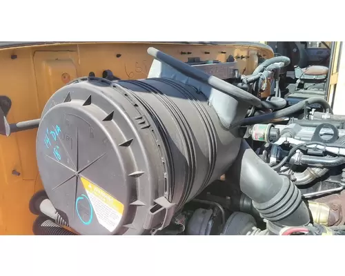 INTERNATIONAL CE AIR CLEANER