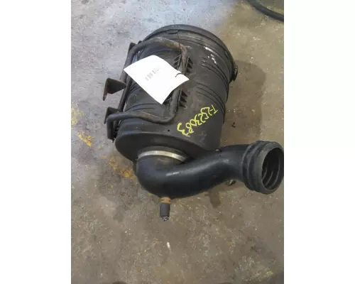 INTERNATIONAL CE AIR CLEANER