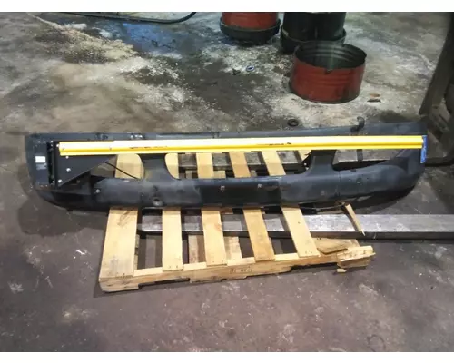 INTERNATIONAL CE BUMPER ASSEMBLY, FRONT
