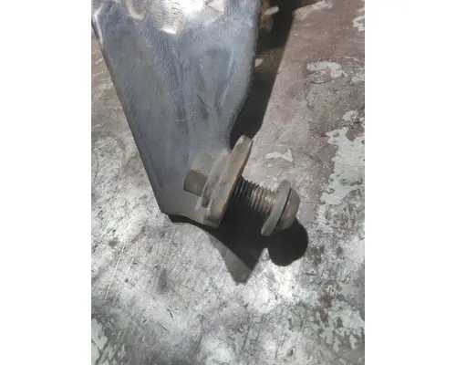INTERNATIONAL CE BUMPER BRACKET