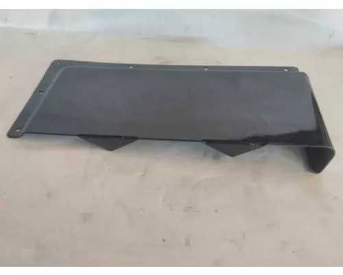 INTERNATIONAL CE Bumper End Cap