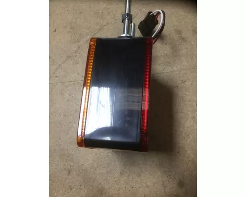 INTERNATIONAL CE Front Lamp (Turn Signal)