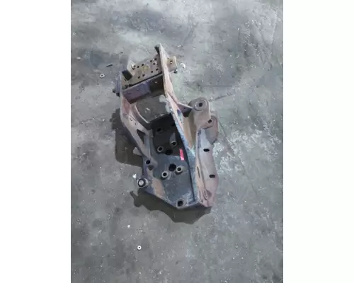 INTERNATIONAL CE SPRING HANGER