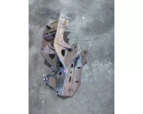 INTERNATIONAL CE SPRING HANGER
