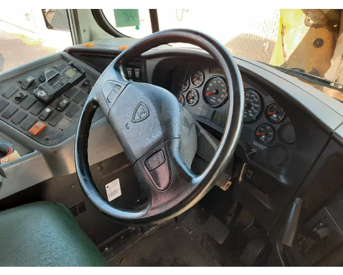 INTERNATIONAL CE STEERING COLUMN