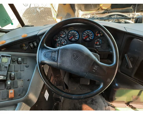 INTERNATIONAL CE STEERING COLUMN