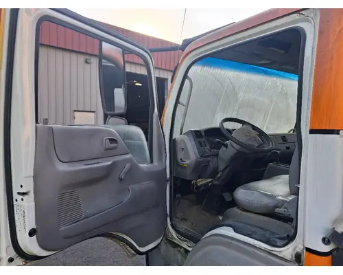 INTERNATIONAL CF500 Cab Assembly