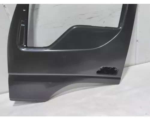 INTERNATIONAL CF500 Door Assembly, Front