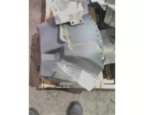 INTERNATIONAL CF500 FENDER EXTENSION