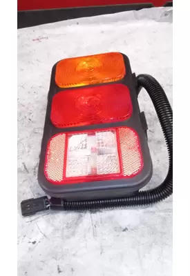INTERNATIONAL CF500 Front Lamp (Turn Signal)