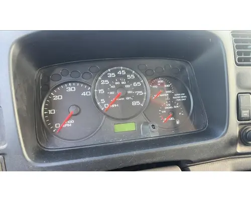 INTERNATIONAL CF500 GAUGE CLUSTER