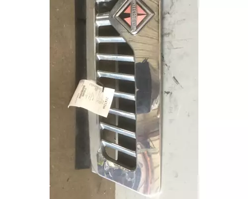 INTERNATIONAL CF500 GRILLE