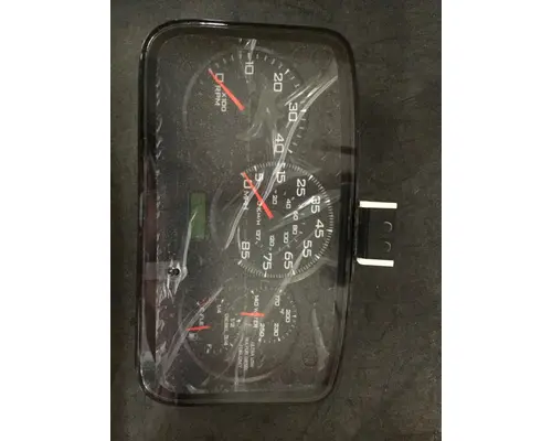 INTERNATIONAL CF500 Instrument Cluster