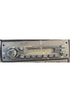 INTERNATIONAL CF500 RADIO AM/FM