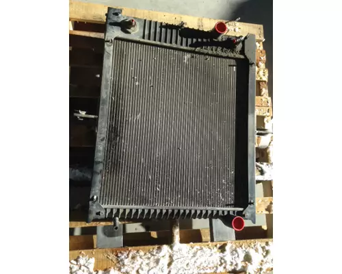 INTERNATIONAL CF500 Radiator