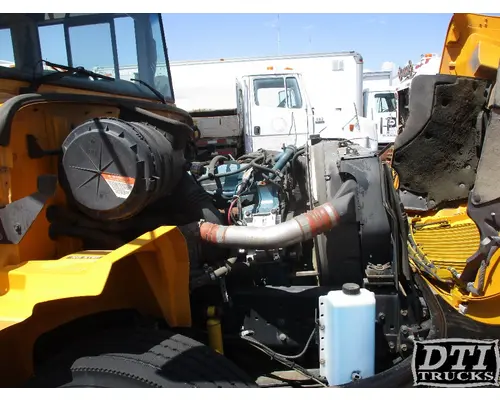 INTERNATIONAL CF600 Engine Assembly (CORE)