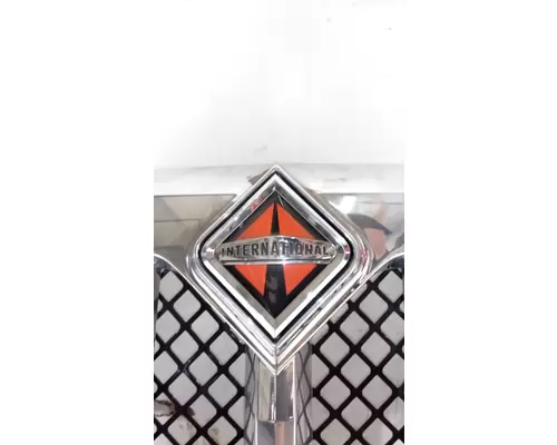 INTERNATIONAL CF600 Grille