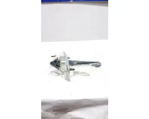 INTERNATIONAL CF600 Latches and Locks