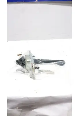 INTERNATIONAL CF600 Latches and Locks