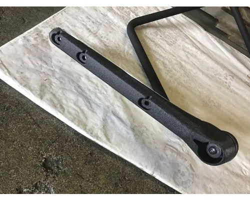 INTERNATIONAL CF600 Mirror (Side View)