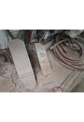 INTERNATIONAL CO-1850B Brake/Clutch Pedal Box