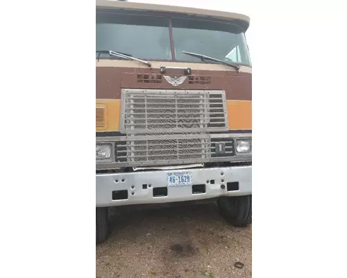 INTERNATIONAL CO-9670 Grille