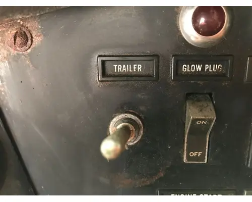 INTERNATIONAL COF-4070 Dash Assembly