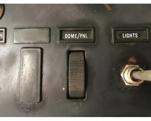 INTERNATIONAL COF-4070 Dash Assembly