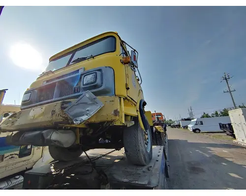 INTERNATIONAL COF-5370 Complete Vehicle