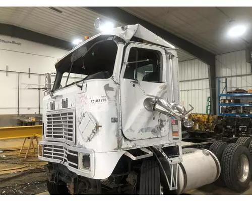 INTERNATIONAL COF-9670 Cab Assembly