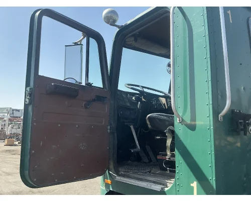INTERNATIONAL COF-9670 Cab Assembly