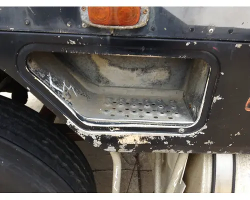 INTERNATIONAL COF-9670 Engine Brackets, Misc.