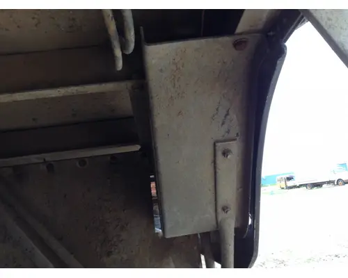 INTERNATIONAL COF-9670 Engine Brackets, Misc.