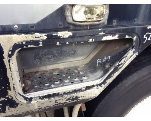 INTERNATIONAL COF-9670 Engine Brackets, Misc.