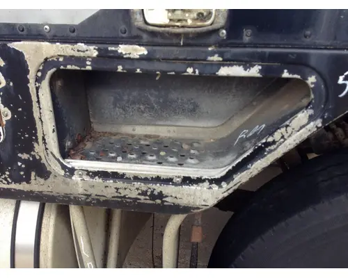 INTERNATIONAL COF-9670 Engine Brackets, Misc.