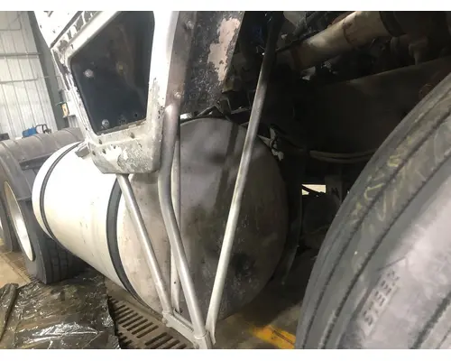 INTERNATIONAL COF-9670 Engine Brackets, Misc.