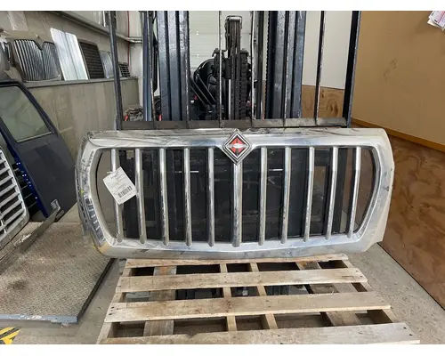 INTERNATIONAL CV515 Grille